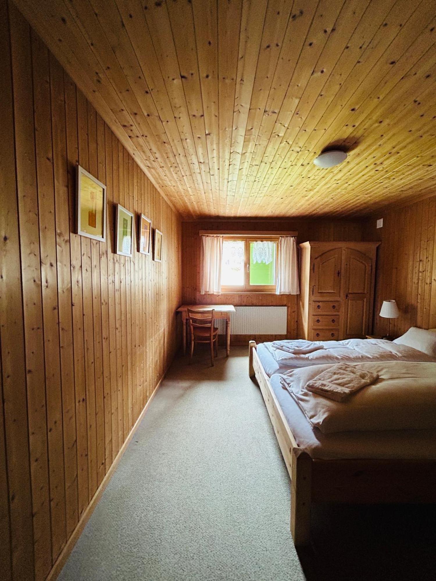 Gasthaus Roessli Versam Esterno foto